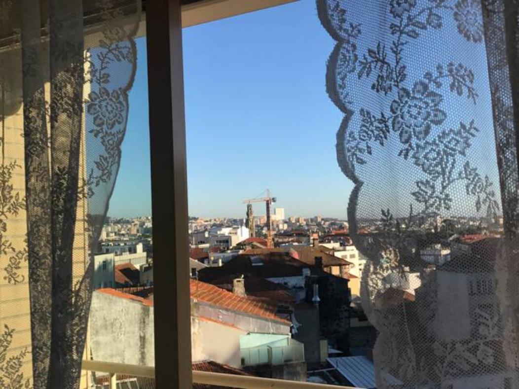 Apartamento Praca - Vistas Sobre A Cidade Порту Экстерьер фото
