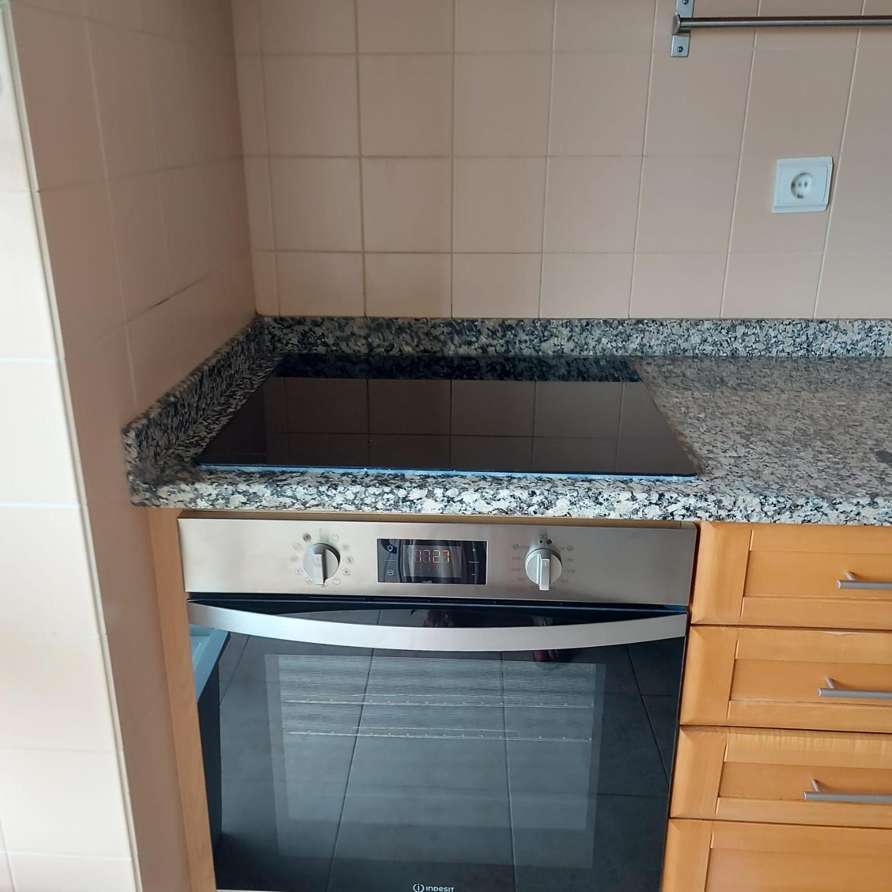 Apartamento Praca - Vistas Sobre A Cidade Порту Экстерьер фото